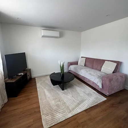 Longchamps 5 - Air-conditioned - Ground Floor - Modern Aix-les-Bains
